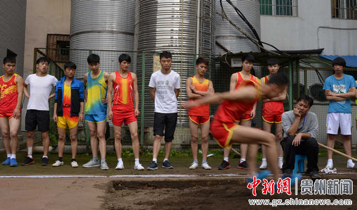 贵州省2014年普通高等学校招生体育专业考试
