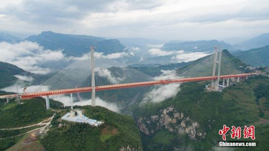 世界第一高桥贵州水城合龙--贵州新闻网